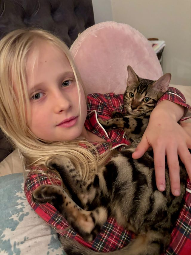 Cleo im Arm